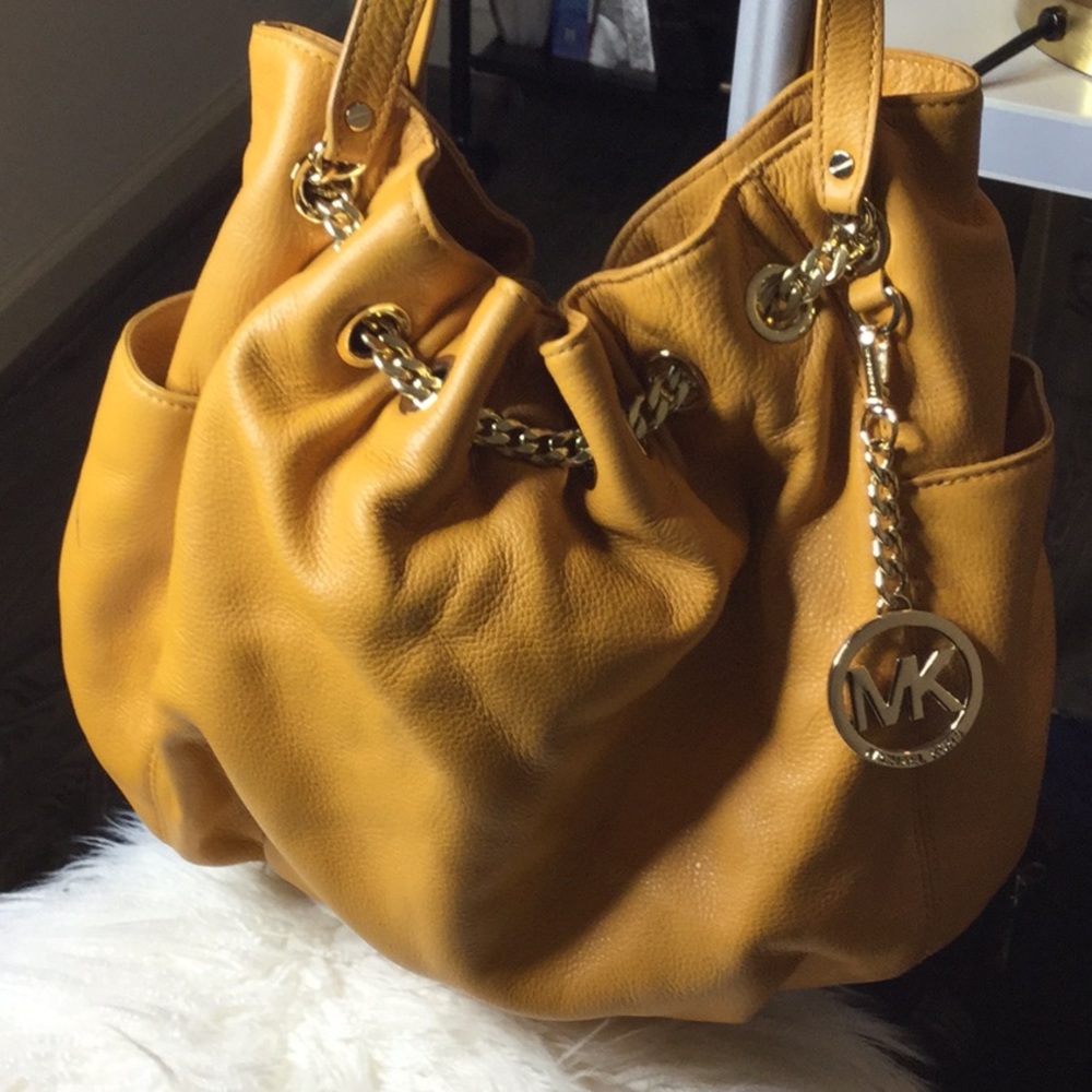 Michael Kors mustard tote